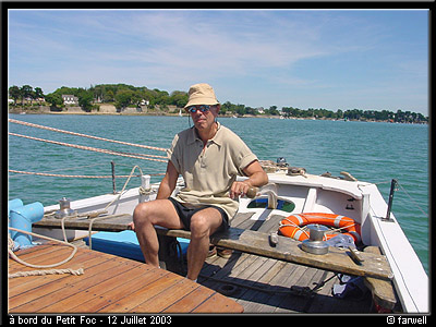 10_petitfoc20030712